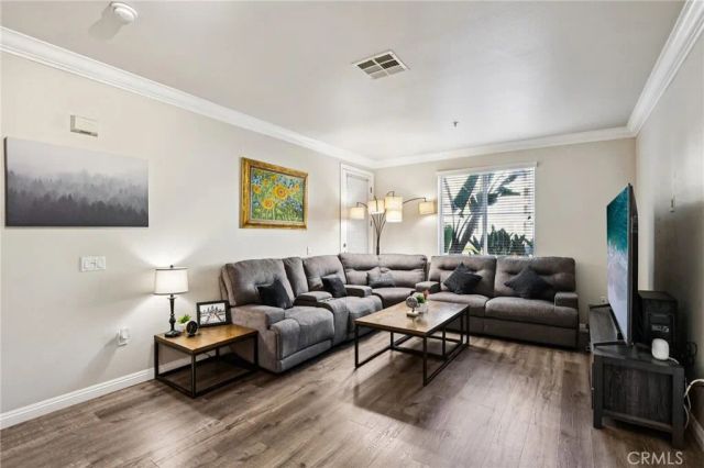 1154 Scholarship, Irvine, CA 92612