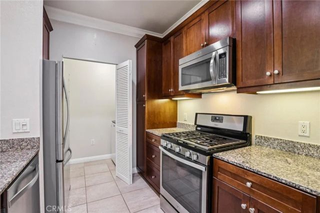 1154 Scholarship, Irvine, CA 92612