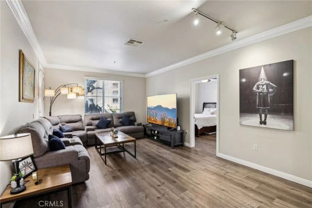 1154 Scholarship, Irvine, CA 92612