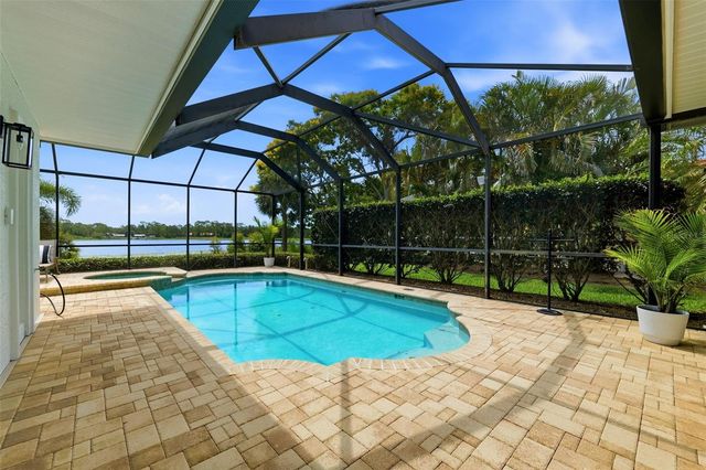 2691 LAKEBREEZE LANE S, Clearwater, FL 33759