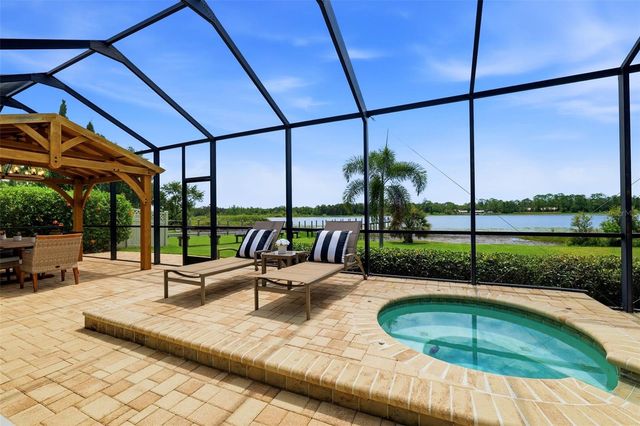 2691 LAKEBREEZE LANE S, Clearwater, FL 33759