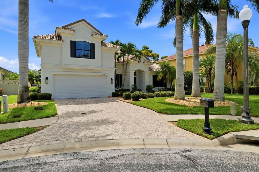 2691 LAKEBREEZE LANE S, Clearwater, FL 33759