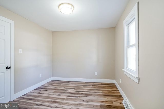 8137 HOLMAN AVE, Pennsauken, NJ 08110