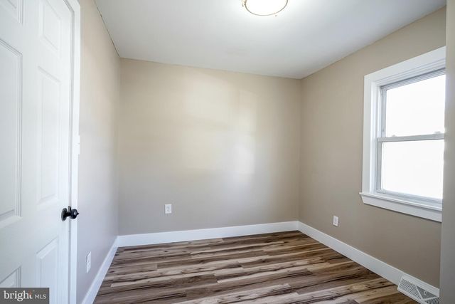 8137 HOLMAN AVE, Pennsauken, NJ 08110