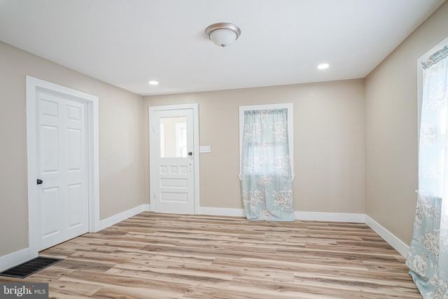 8137 HOLMAN AVE, Pennsauken, NJ 08110