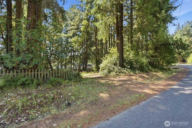 1905 194th Avenue SW, Lakebay, WA 98349