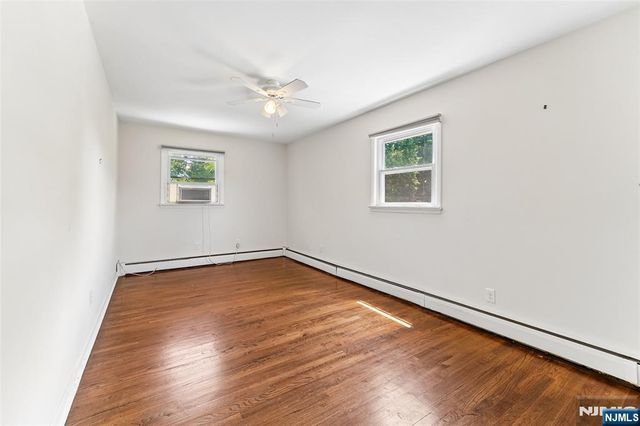42 Ridgewood Avenue, Paramus, NJ 07652