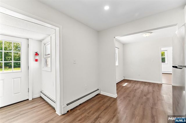 42 Ridgewood Avenue, Paramus, NJ 07652