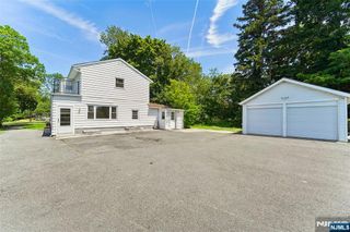 42 Ridgewood Avenue, Paramus, NJ 07652