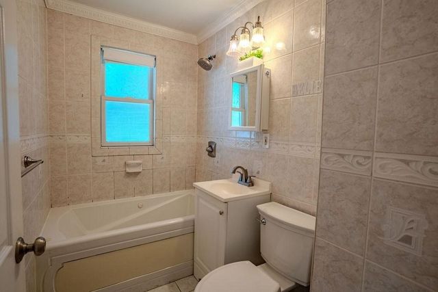 42 Lannon Ave, Dracut, MA 01826