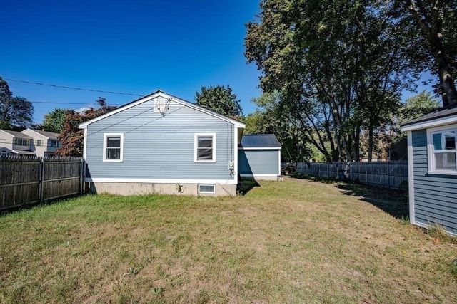 42 Lannon Ave, Dracut, MA 01826