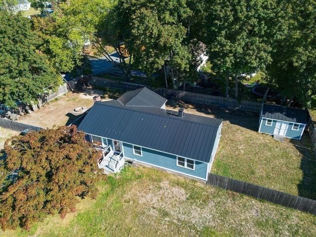 42 Lannon Ave, Dracut, MA 01826