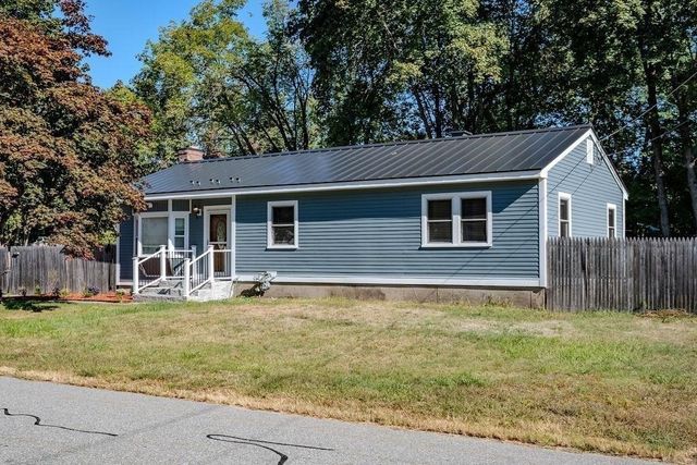 42 Lannon Ave, Dracut, MA 01826