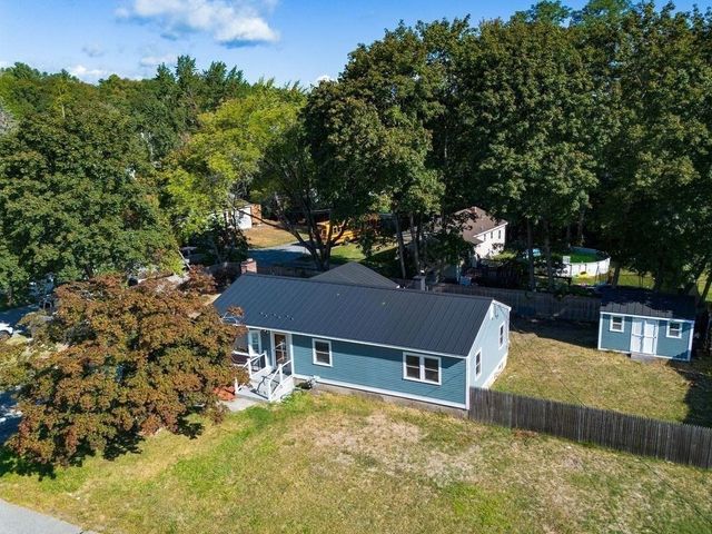 42 Lannon Ave, Dracut, MA 01826