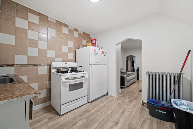 605 Michigan AVENUE, South Milwaukee, WI 53172