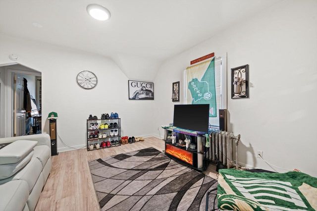 605 Michigan AVENUE, South Milwaukee, WI 53172