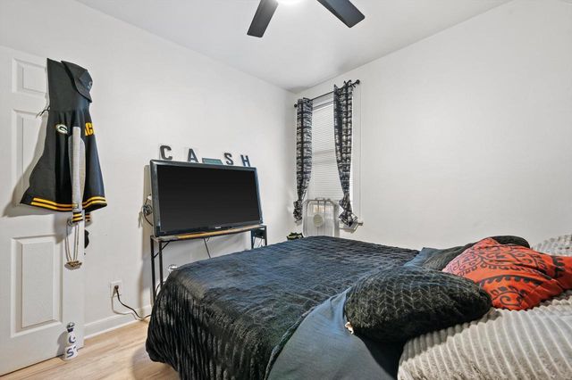 605 Michigan AVENUE, South Milwaukee, WI 53172