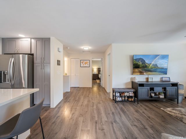 92-1117 Panana Street 404, Kapolei, HI 96707