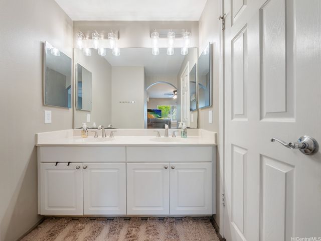 92-1117 Panana Street 404, Kapolei, HI 96707