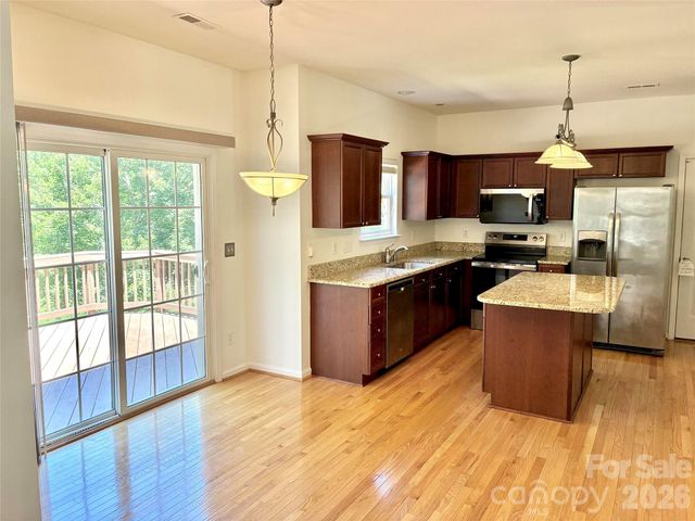 12025 Harmon Lane, Pineville, NC 28134