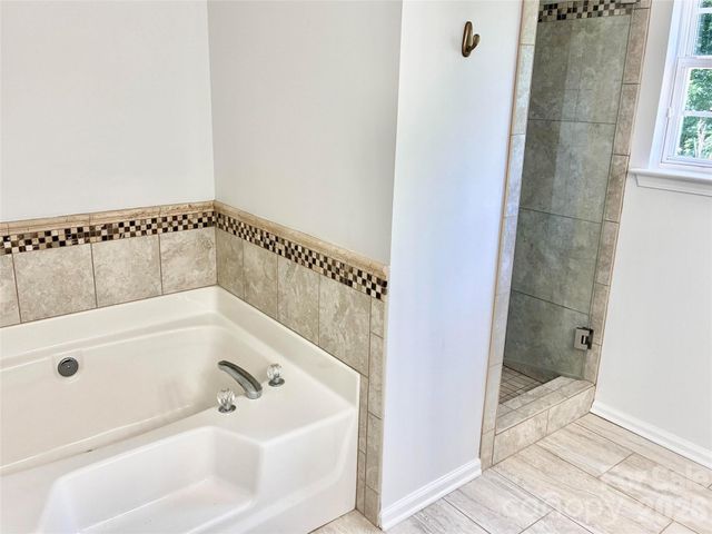 12025 Harmon Lane, Pineville, NC 28134