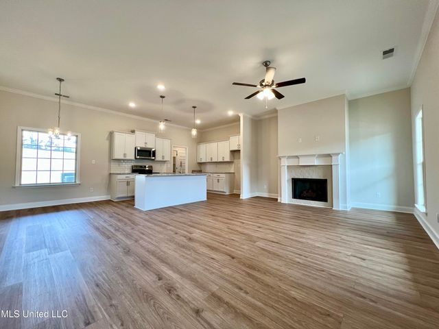 2233 Scott Meadows Lane, Hernando, MS 38632