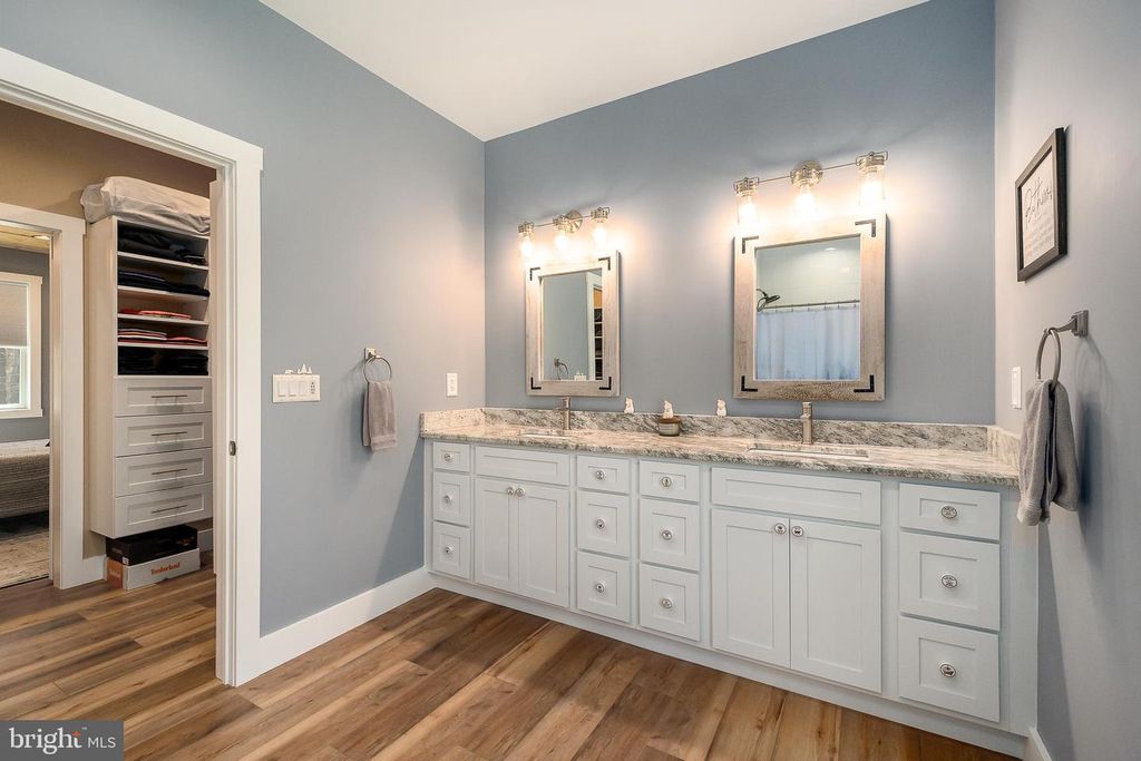 Image 28 of property listing at 170 CHERRYWOOD DR, Oakland, MD 21550