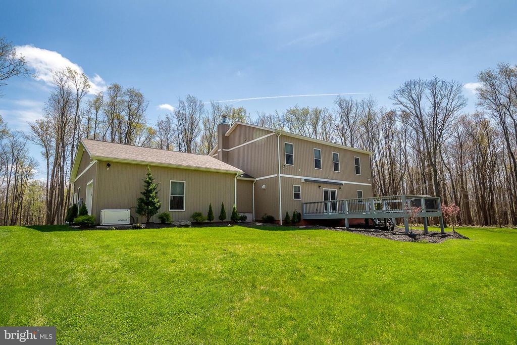 Image 49 of property listing at 170 CHERRYWOOD DR, Oakland, MD 21550