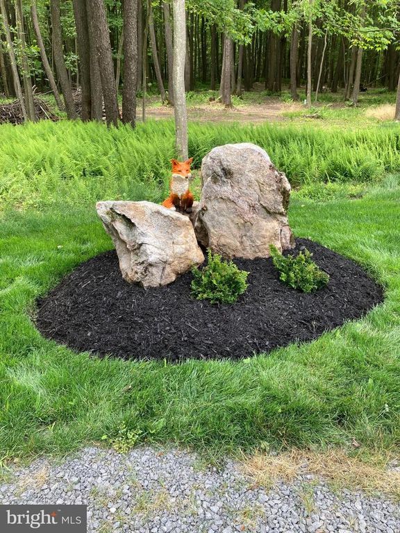 Image 63 of property listing at 170 CHERRYWOOD DR, Oakland, MD 21550