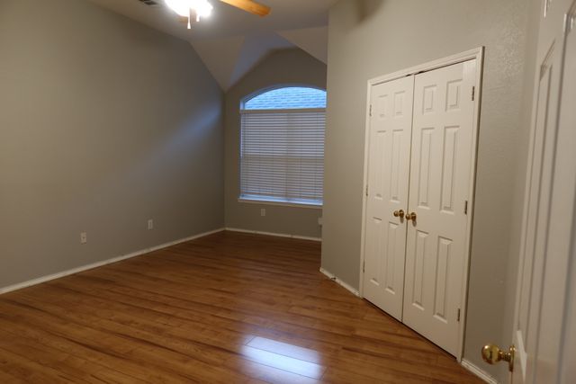 5504 Foxfire Lane, The Colony, TX 75056