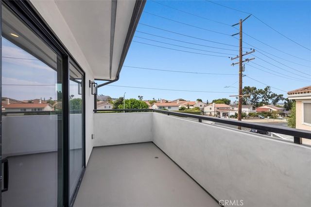 25628 Rolling Hills Way, Torrance, CA 90505