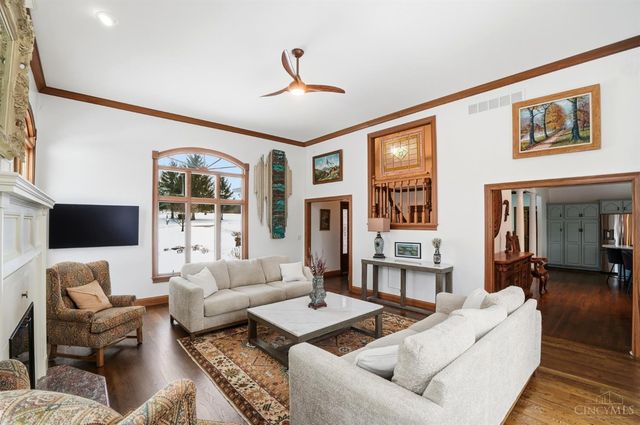 6040 Countrymeadow Lane, Green Twp, OH 45233