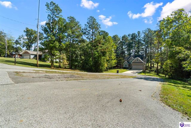 24 Valhalla Court, Brandenburg, KY 40108