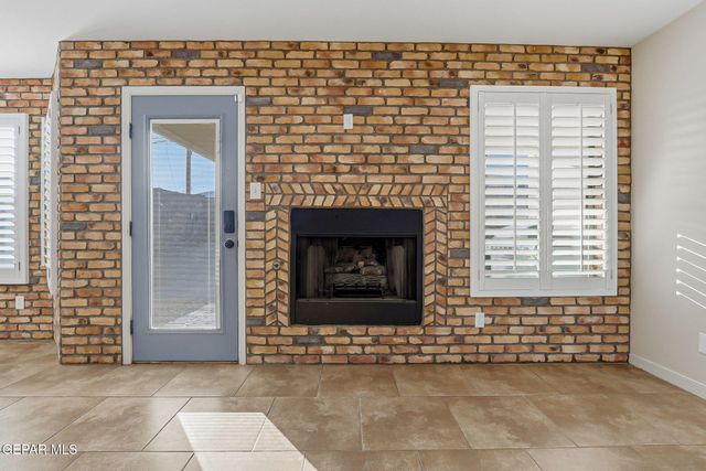 2709 N COPIA Street, El Paso, TX 79930