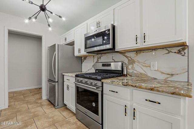 2709 N COPIA Street, El Paso, TX 79930