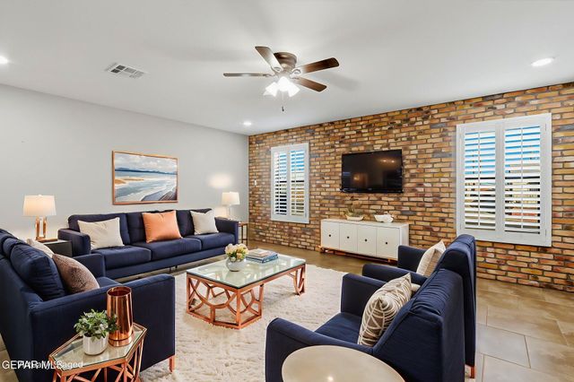 2709 N COPIA Street, El Paso, TX 79930