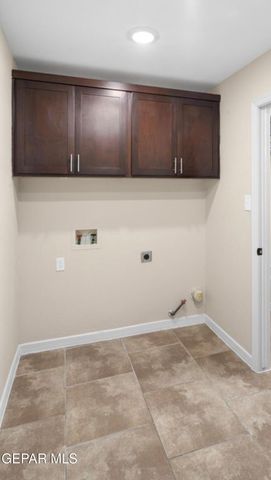 2709 N COPIA Street, El Paso, TX 79930