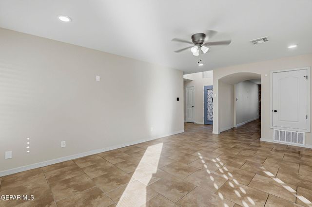 2709 N COPIA Street, El Paso, TX 79930