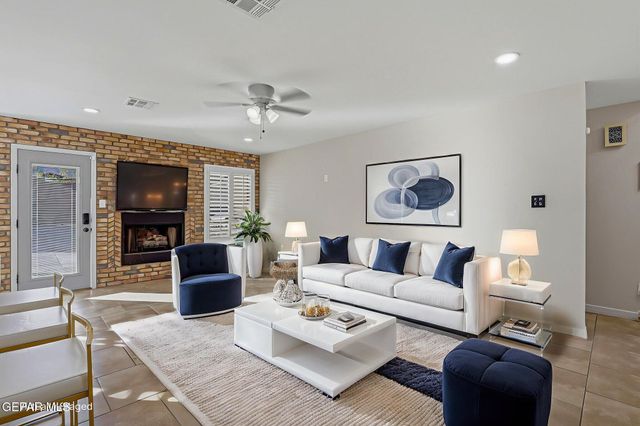 2709 N COPIA Street, El Paso, TX 79930