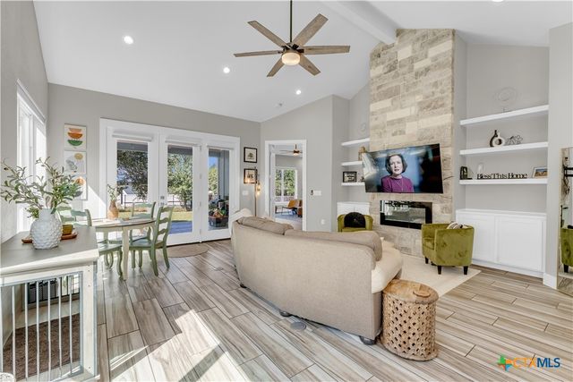 824 Woodland Hills Drive, Marble Falls, TX 78654