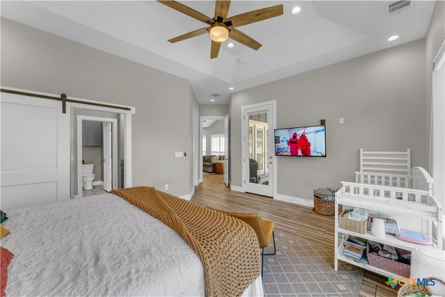 824 Woodland Hills Drive, Marble Falls, TX 78654
