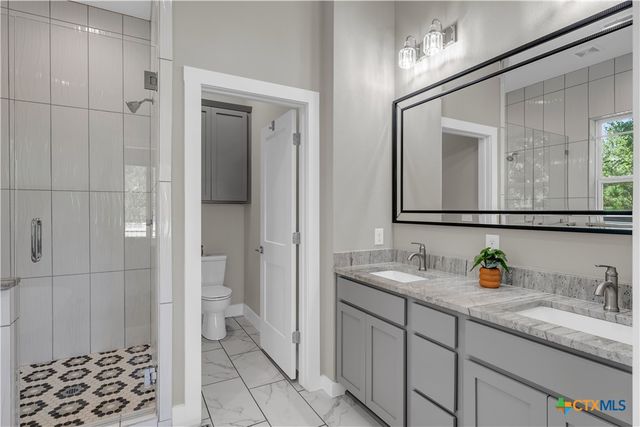 824 Woodland Hills Drive, Marble Falls, TX 78654