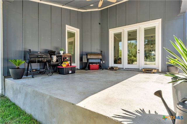 824 Woodland Hills Drive, Marble Falls, TX 78654