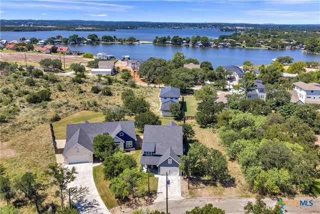 824 Woodland Hills Drive, Marble Falls, TX 78654