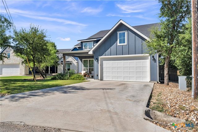 824 Woodland Hills Drive, Marble Falls, TX 78654
