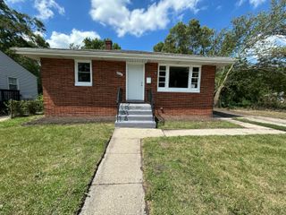 864 E 37th Avenue, Gary, IN 46409