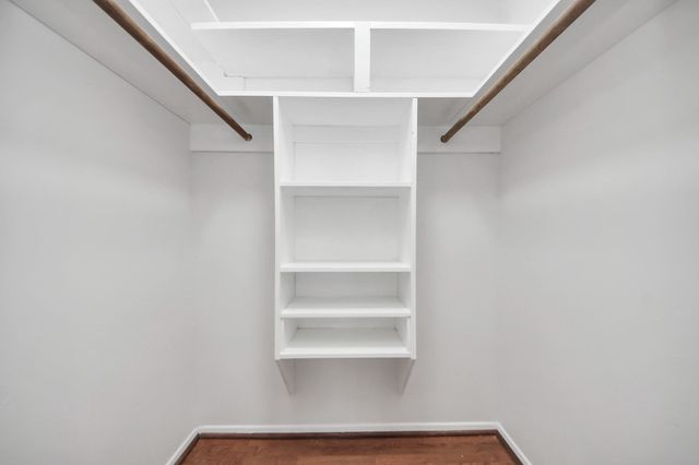 5914 Warm Springs Road, Houston, TX 77035