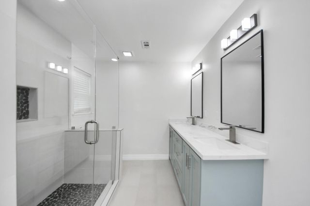 5914 Warm Springs Road, Houston, TX 77035