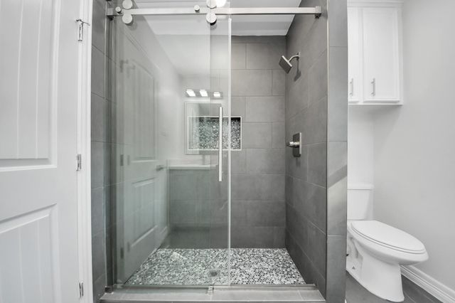 5914 Warm Springs Road, Houston, TX 77035