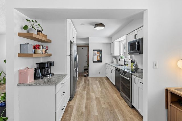 4396 Snail Lake Court W, Shoreview, MN 55126